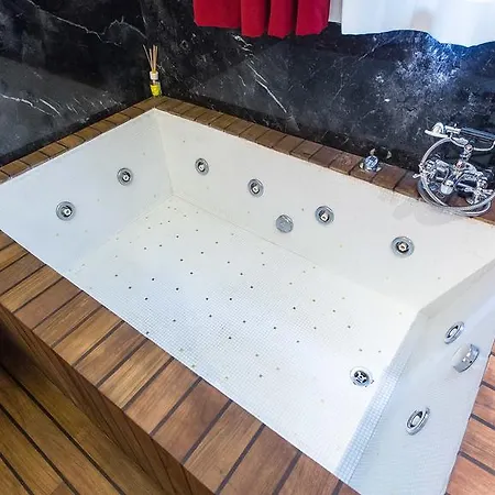 Appartamento In Pinciana Deluxe Roma