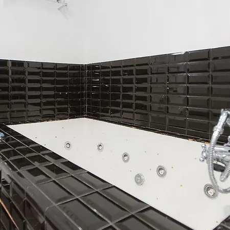 In Pinciana Deluxe *